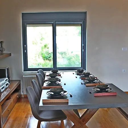 Tatil Evi Koukouvaya Superb Penthouse *