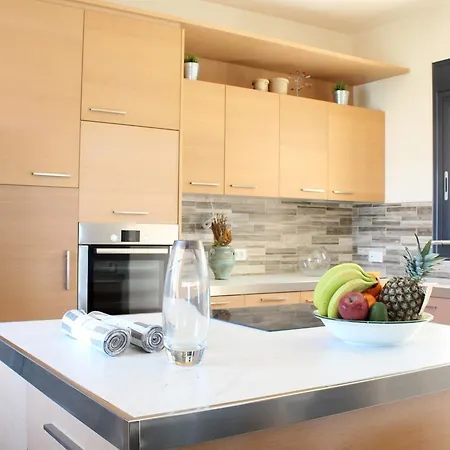 Koukouvaya Superb Penthouse Tatil Evi *