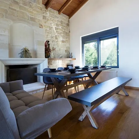 Koukouvaya Superb Penthouse